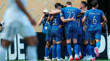 موعد مباراة الهلال والشباب والقنوات الناقلة للمواجهة المرتقبة مع ملامح التشكيل المتوقع